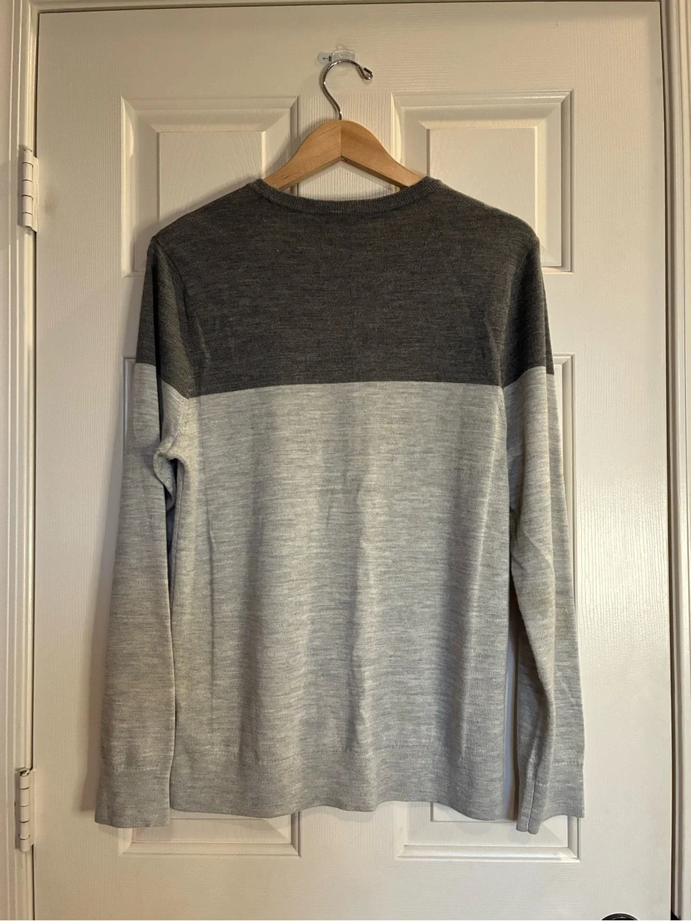 Express Men’s Two-Tone Charcoal and Light Gray Crewneck Sweater
